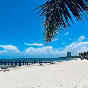 Punta Me & Near Punta Sam Ferry Beach , Cancún México